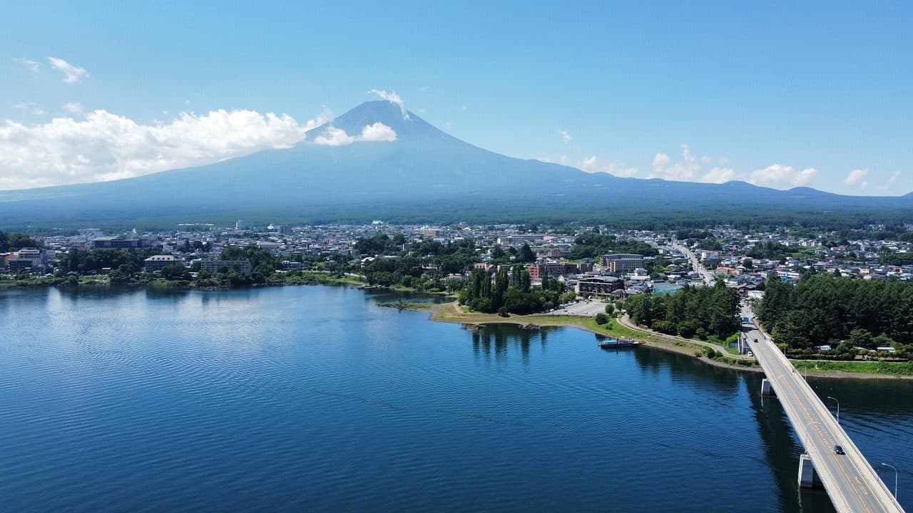 Lake Kawaguchiko ropeway Fuji