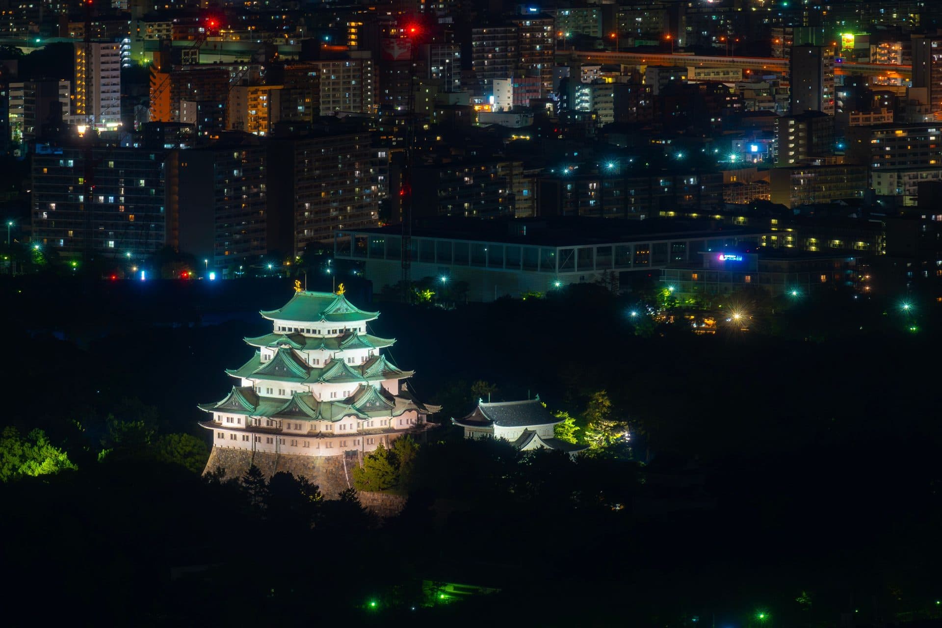 Illuminated nagoya castle at night