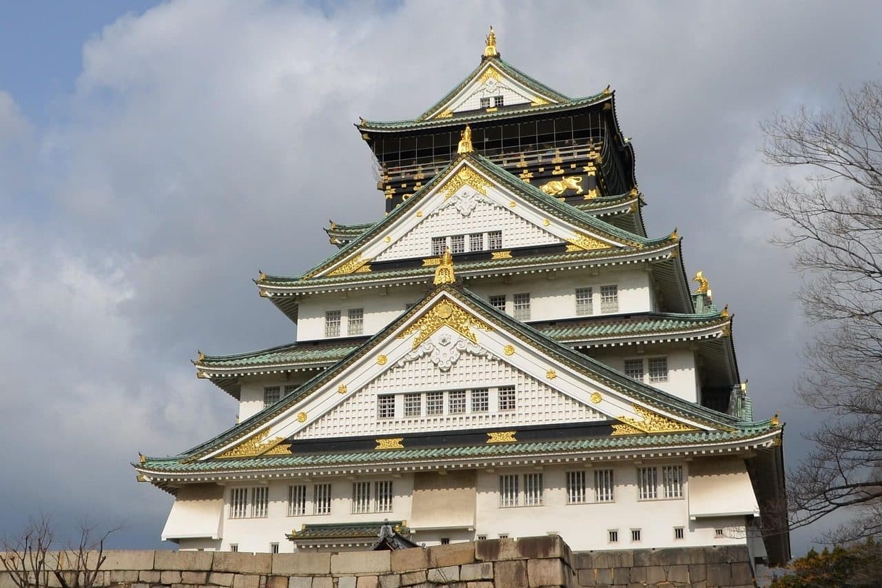 Osaka Castle spring