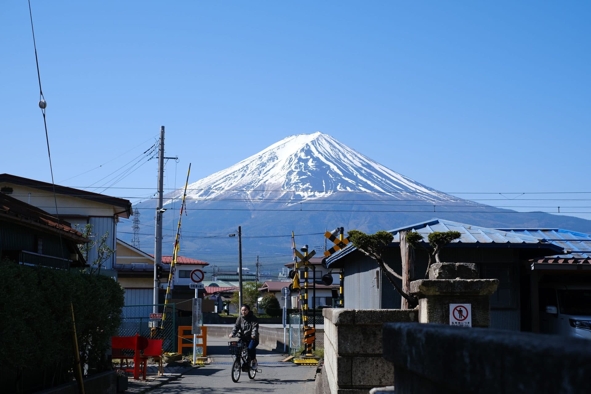 Cyclist with mount fuji in background